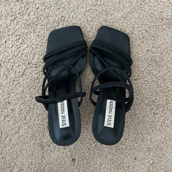 Steve Madden heels - Picture 2 of 3